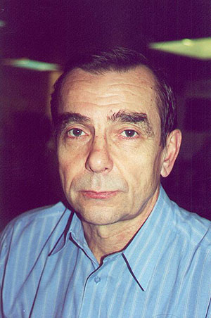 Лев Пономарев